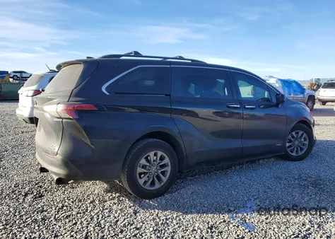 2021 Toyota Sienna Xle from USA, damaged, VIN 5TDYSKFCXMS036176